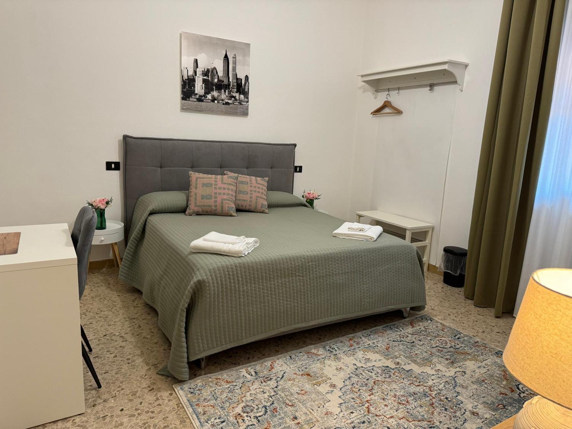 The Galaxy House Hotel Pisa Exterior photo